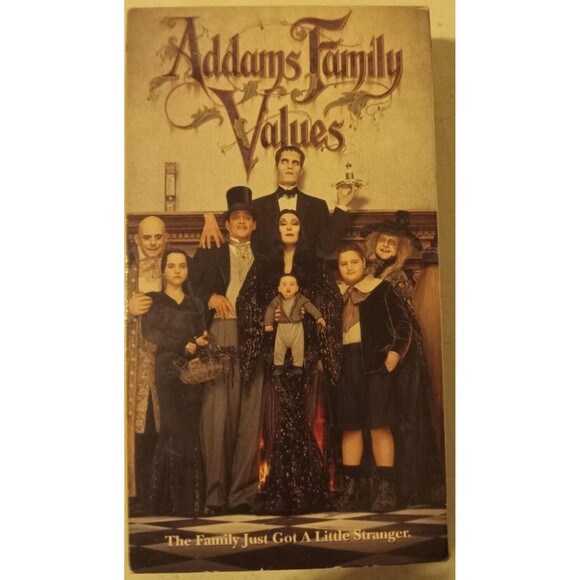 Addams Family Values VHS Tape Paramount Angelica Huston Raul Julia Preowned - Picture 1 of 6